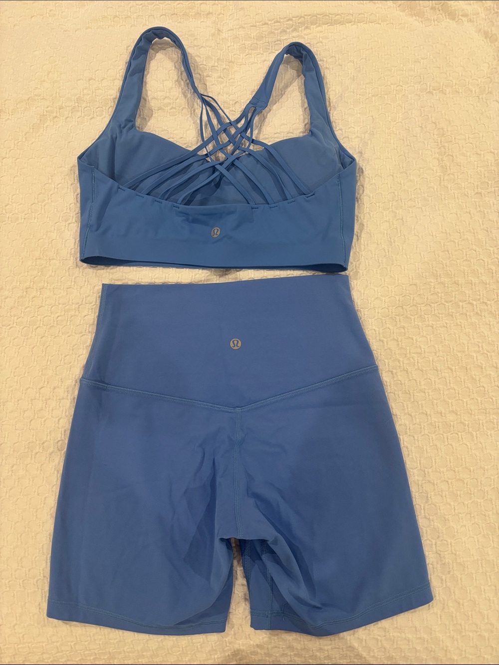 Lululemon matching set - Picture 2 of 6